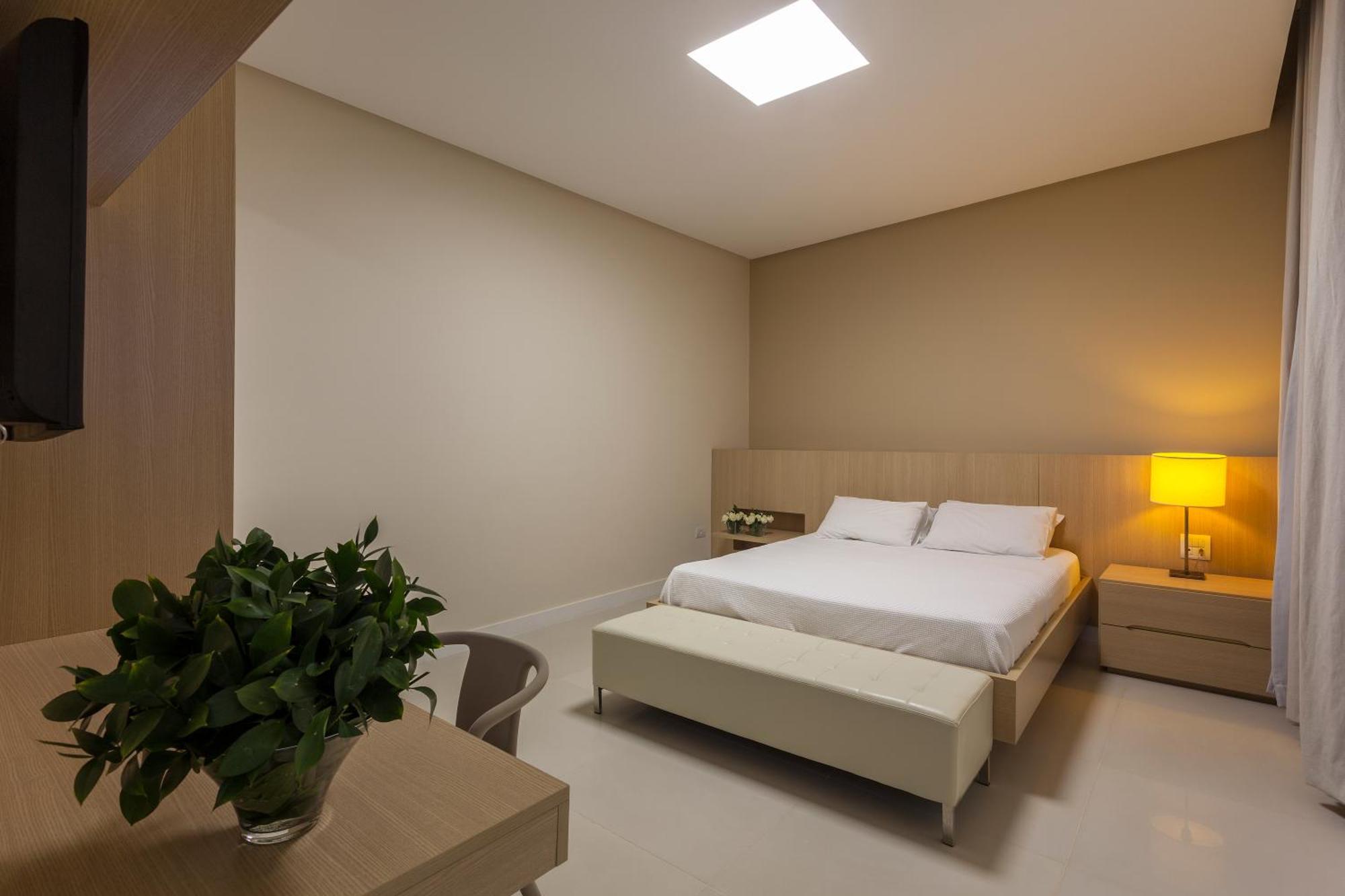 Leopoldo Hotel グァナンビ エクステリア 写真